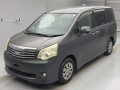 2012 Toyota Noah