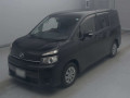 2013 Toyota Voxy