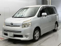 2009 Toyota Voxy
