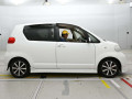 2005 Toyota Porte
