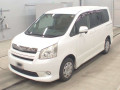 2008 Toyota Noah