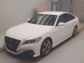 2019 Toyota Crown Hybrid