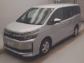 2016 Toyota Voxy