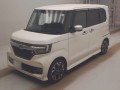 2017 Honda N-BOX CUSTOM