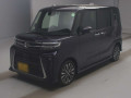 2023 Daihatsu Tanto Custom