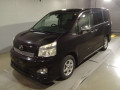 2013 Toyota Voxy