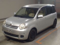 2010 Toyota Sienta