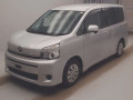 2011 Toyota Voxy