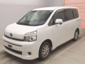 2012 Toyota Voxy