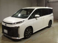 2022 Toyota Voxy
