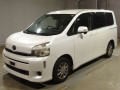 2010 Toyota Voxy