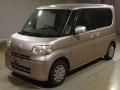 2010 Daihatsu Tanto