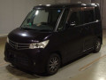 2010 Nissan Roox