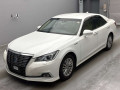2018 Toyota Crown Hybrid