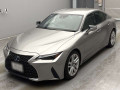 2021 Lexus IS