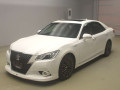 2013 Toyota Crown Hybrid
