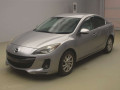 2013 Mazda Axela