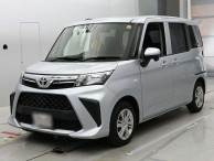 2022 Toyota Roomy