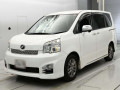 2013 Toyota Voxy