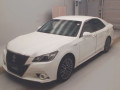 2015 Toyota Crown Hybrid