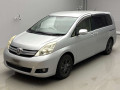 2013 Toyota Isis
