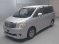 2011 Toyota Noah