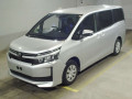 2016 Toyota Voxy