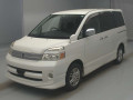 2007 Toyota Voxy