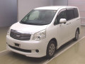 2011 Toyota Noah