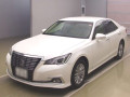 2016 Toyota Crown