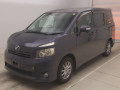 2010 Toyota Voxy