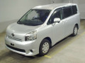 2009 Toyota Voxy