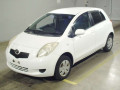 2005 Toyota Vitz