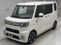 2017 Daihatsu Wake