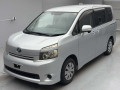 2007 Toyota Voxy
