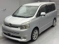 2008 Toyota Voxy