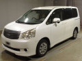 2013 Toyota Noah