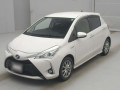 2017 Toyota Vitz