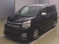 2013 Toyota Voxy