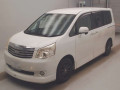 2011 Toyota Noah