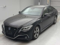 2019 Toyota Crown Hybrid