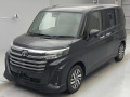2023 Toyota Roomy