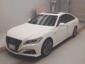 2018 Toyota Crown Hybrid