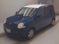 2003 Toyota Sienta