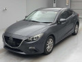 2016 Mazda Axela