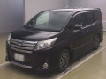 2016 Toyota Noah