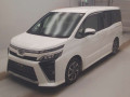2017 Toyota Voxy