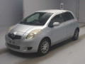 2005 Toyota Vitz
