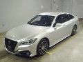 2018 Toyota Crown Hybrid