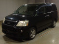 2005 Toyota Noah